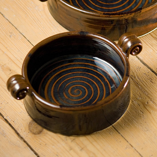 Small serving dish - brown